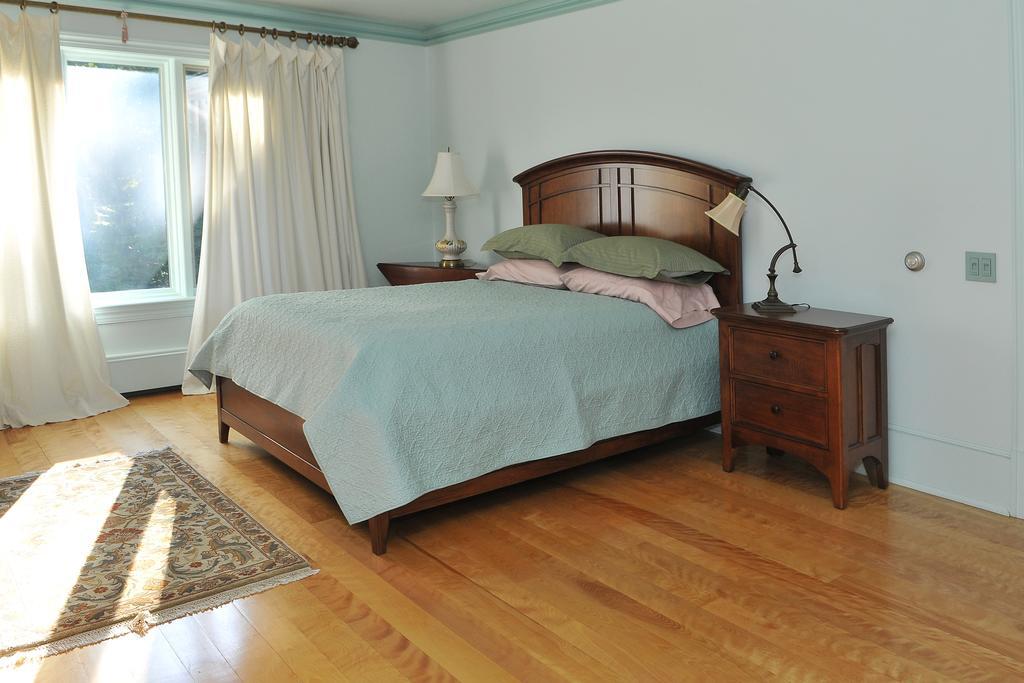 Bass Manor Bed And Breakfast & Art Museum Malta Phòng bức ảnh